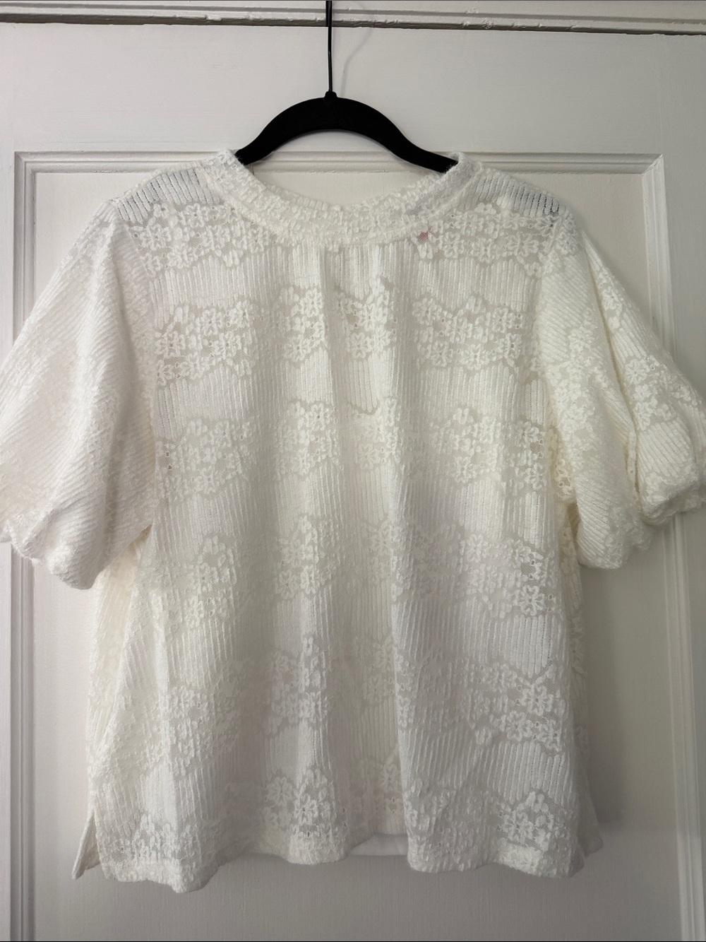 Vince Camuto White Lace-Textured Short Sleeve Top